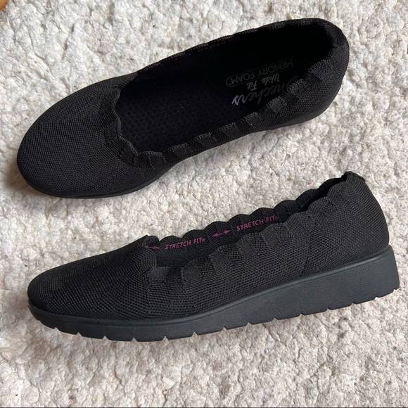 Sketchers: Solid Black Cleo Flex Wedge Wide Fit Memory Foam Slip On Size 9 Wide - Picture 9 of 9